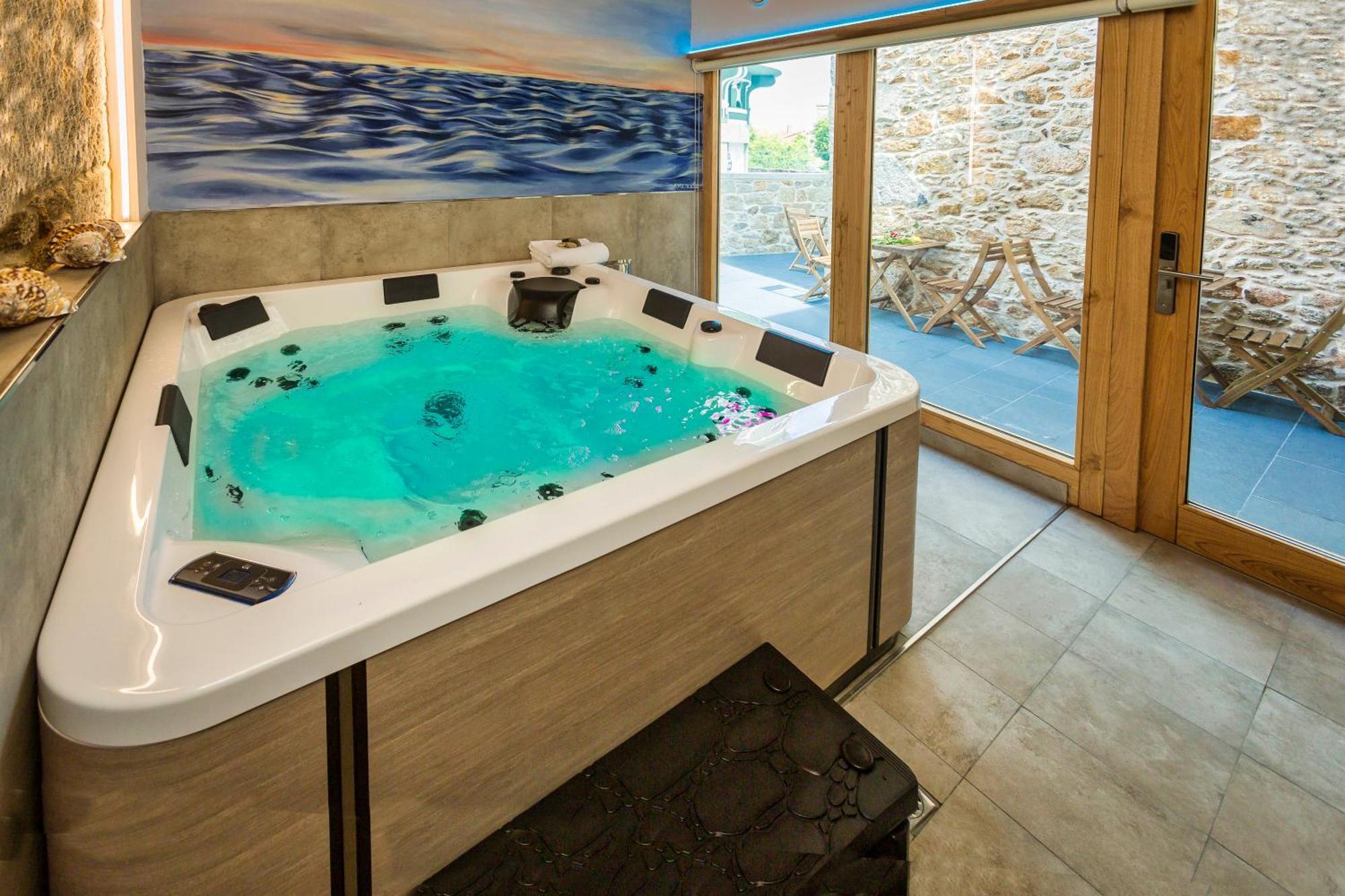 A De Lucia Hotel Quintáns Екстериор снимка